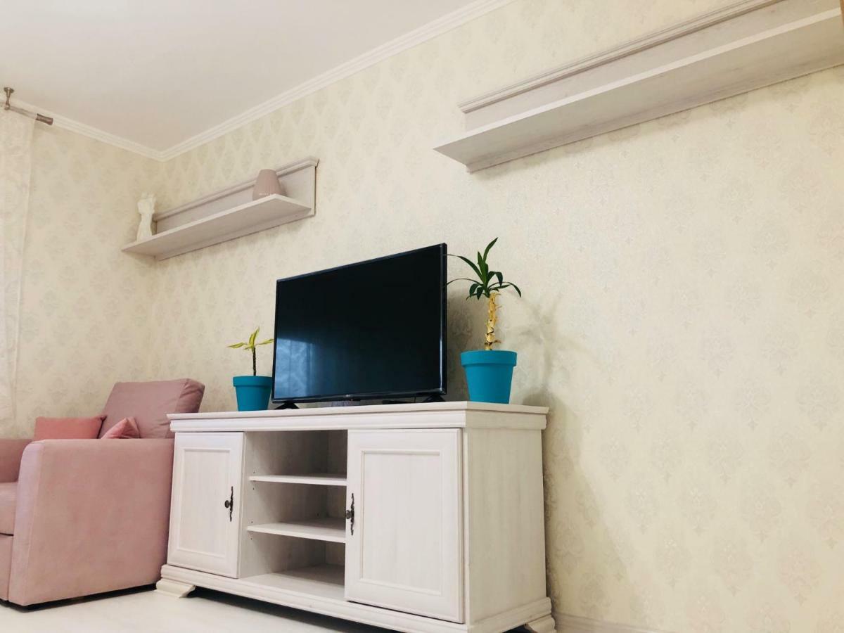 Classic Apartment Boryspil Ngoại thất bức ảnh